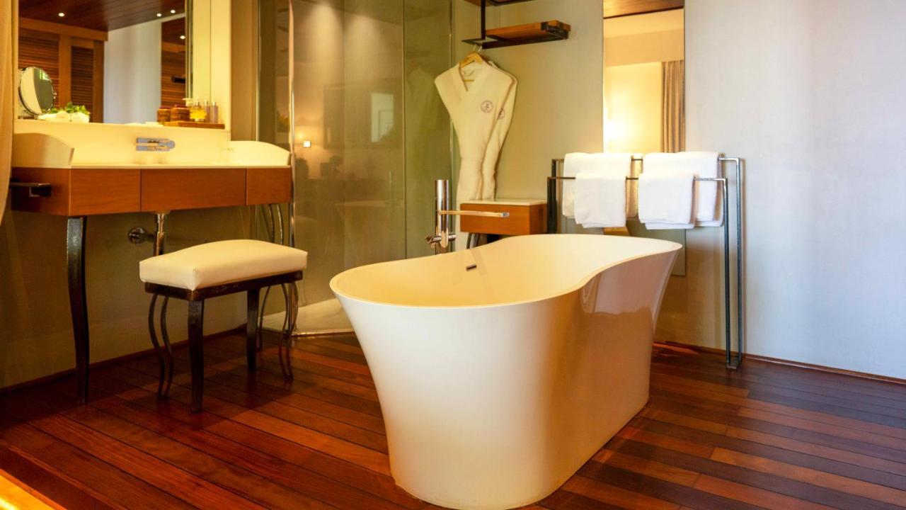 บลู มากูยาต์ ซีวิว โฮเต็ล Hotel แซ็งต์-เลอ ภายนอก รูปภาพ
